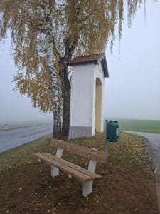 Zwei neue Bänke dank des Projekts Ratsch- und Rastbank Zwei neue Bänke dank des Projekts Ratsch- und Rastbank