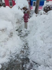 Wichtige Mitteilung zur Sicherstellung des Feuerschutzes - Freihaltung von Hydranten Wichtige Mitteilung zur Sicherstellung des Feuerschutzes - Freihaltung von Hydranten
